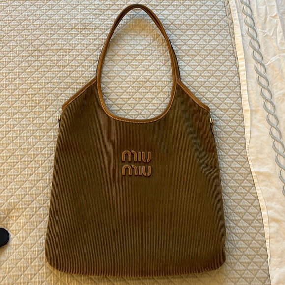Miu Miu Ivy Bag - Picture 4 of 5